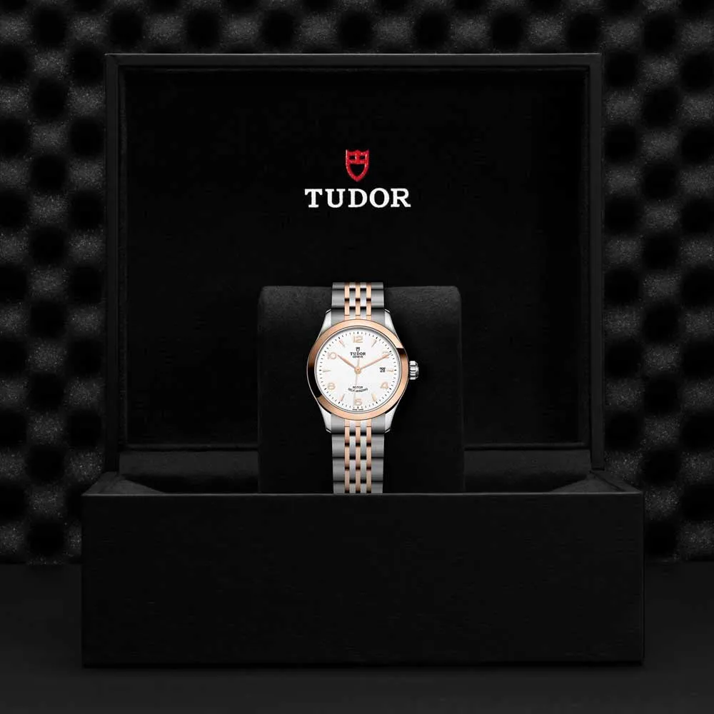 1926 28 MM STEEL CASE