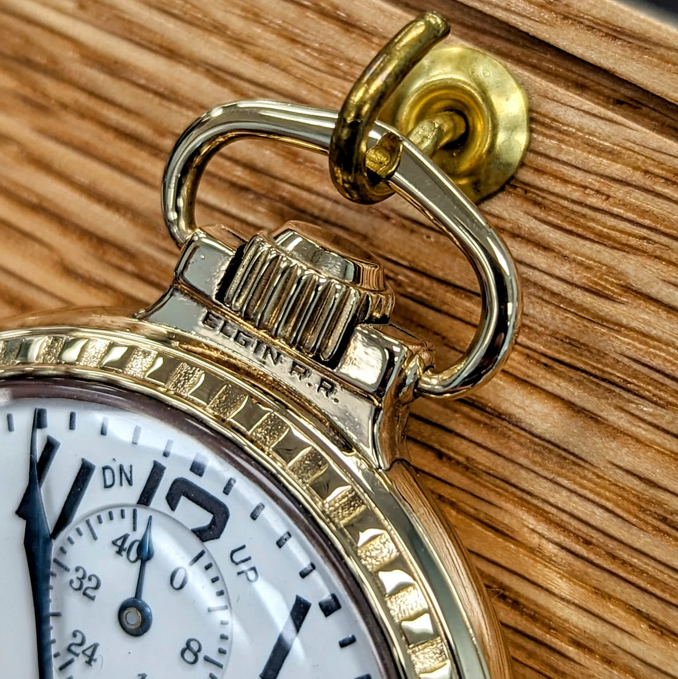 1926 ELGIN B. W. Raymond Pocket Watch Up Down Wind Indicator 21 Jewels 16s