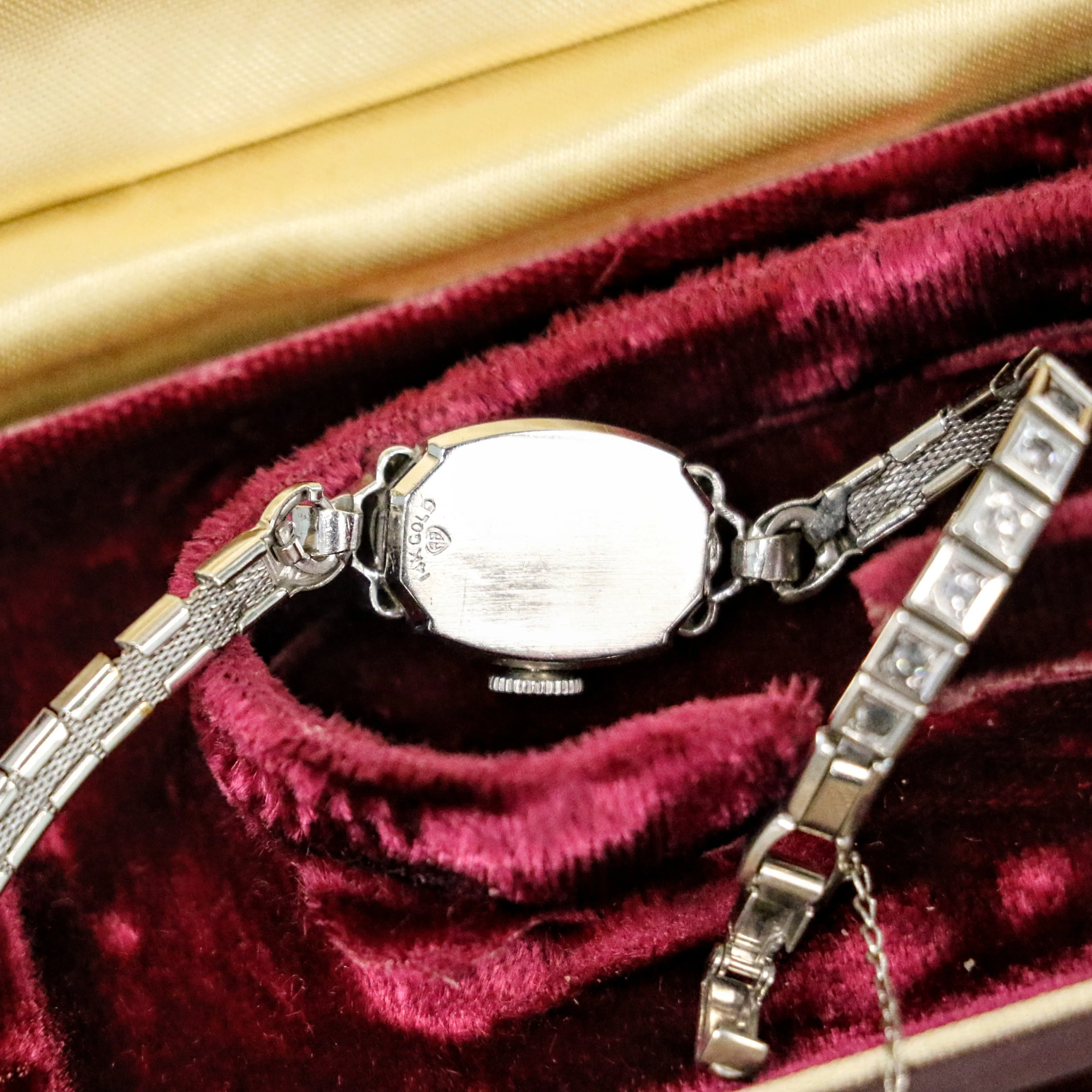 1950 Lady ELGIN Diamond Wristwatch 14K White GOLD Cal. 650 19 Jewels 4 ADJ'S - In BOX!