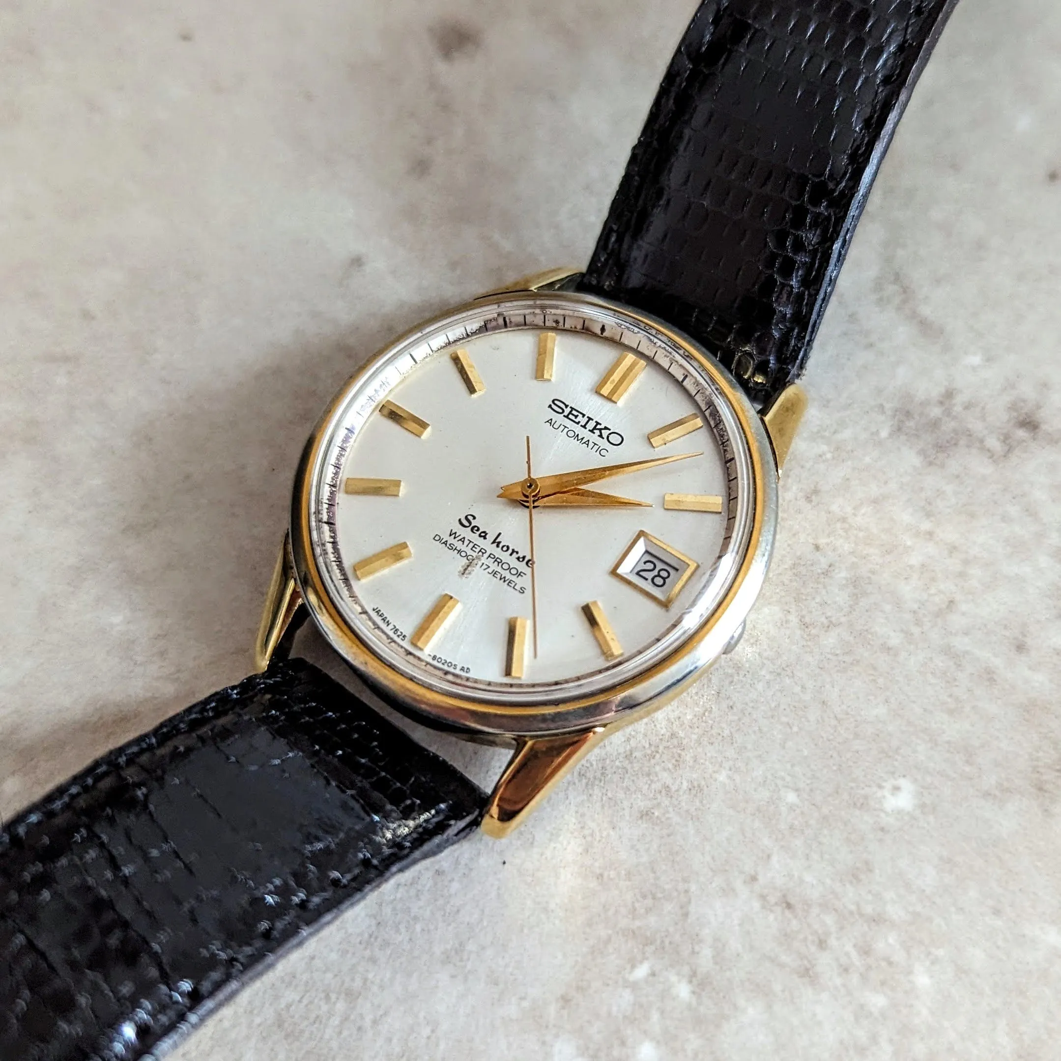 1967 SEIKO Sea Horse Automatic Watch 17 Jewels 7625-8021 Date Indicator Wristwatch