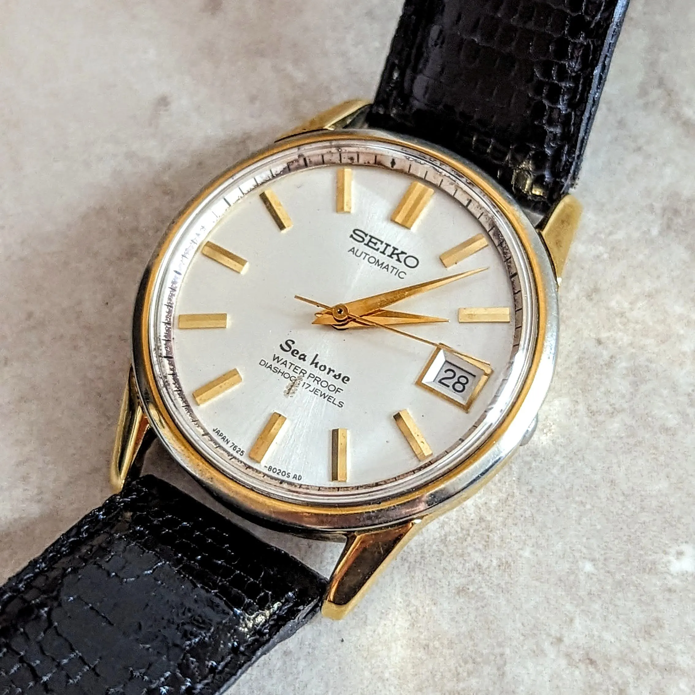 1967 SEIKO Sea Horse Automatic Watch 17 Jewels 7625-8021 Date Indicator Wristwatch