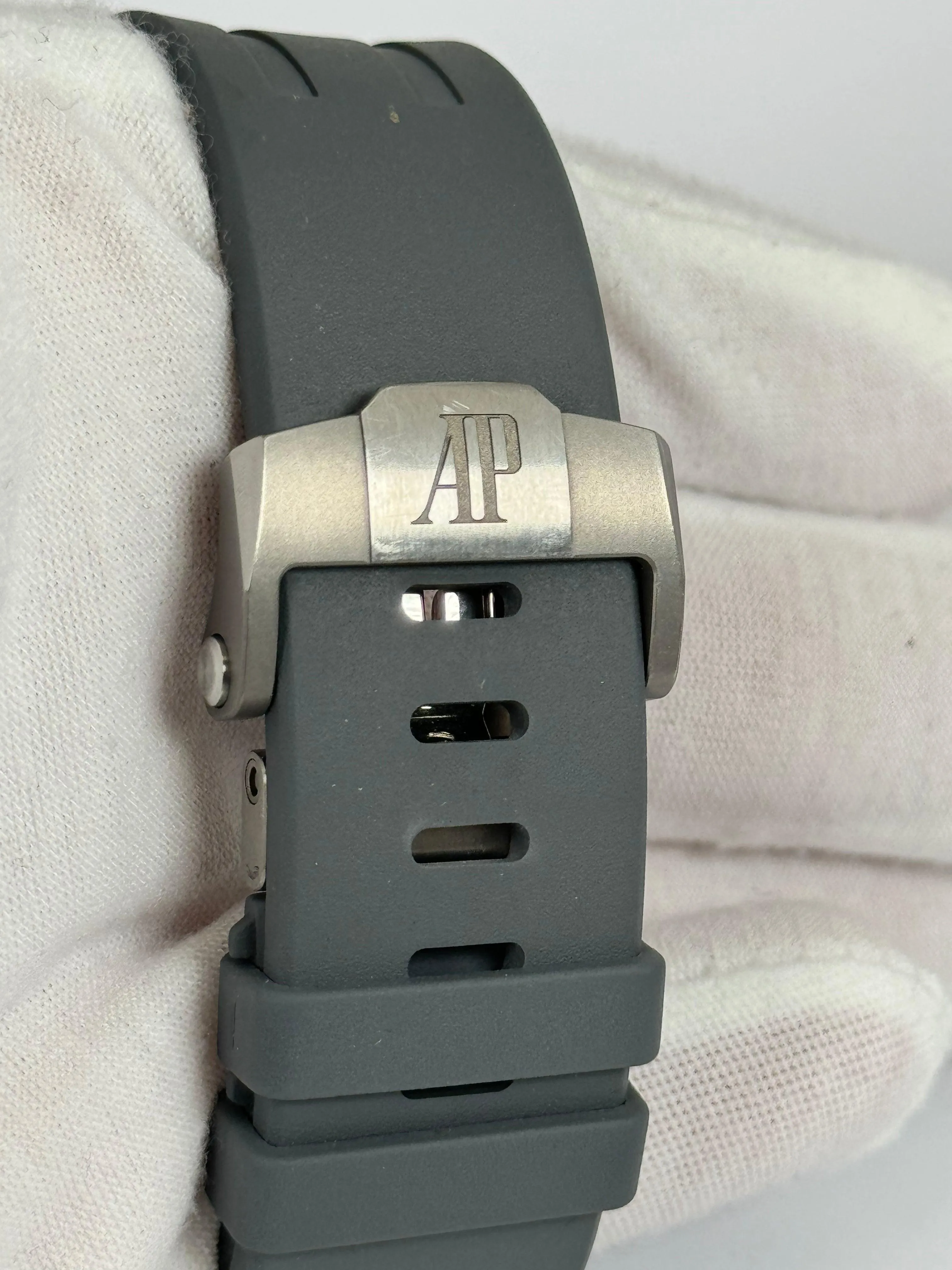 AUDEMARS PIGUET FLYING TOURBILLON CHRONOGRAPH LIMITED EDITION 100 PIECES TITANIUM 26622TI