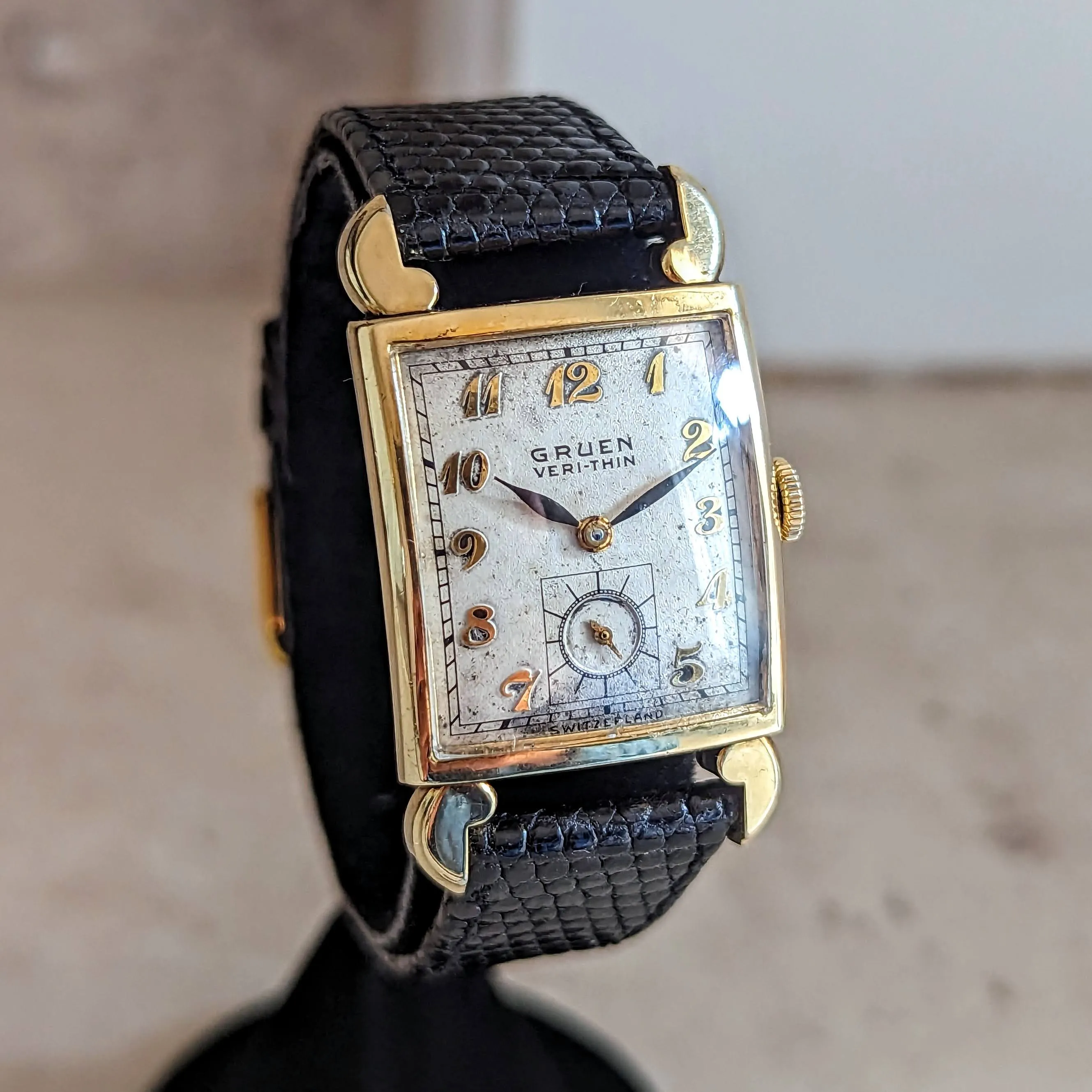 GRUEN Veri-Thin Wristwatch 17 Jewels Swiss Cal. 435 Vintage 1941 Watch