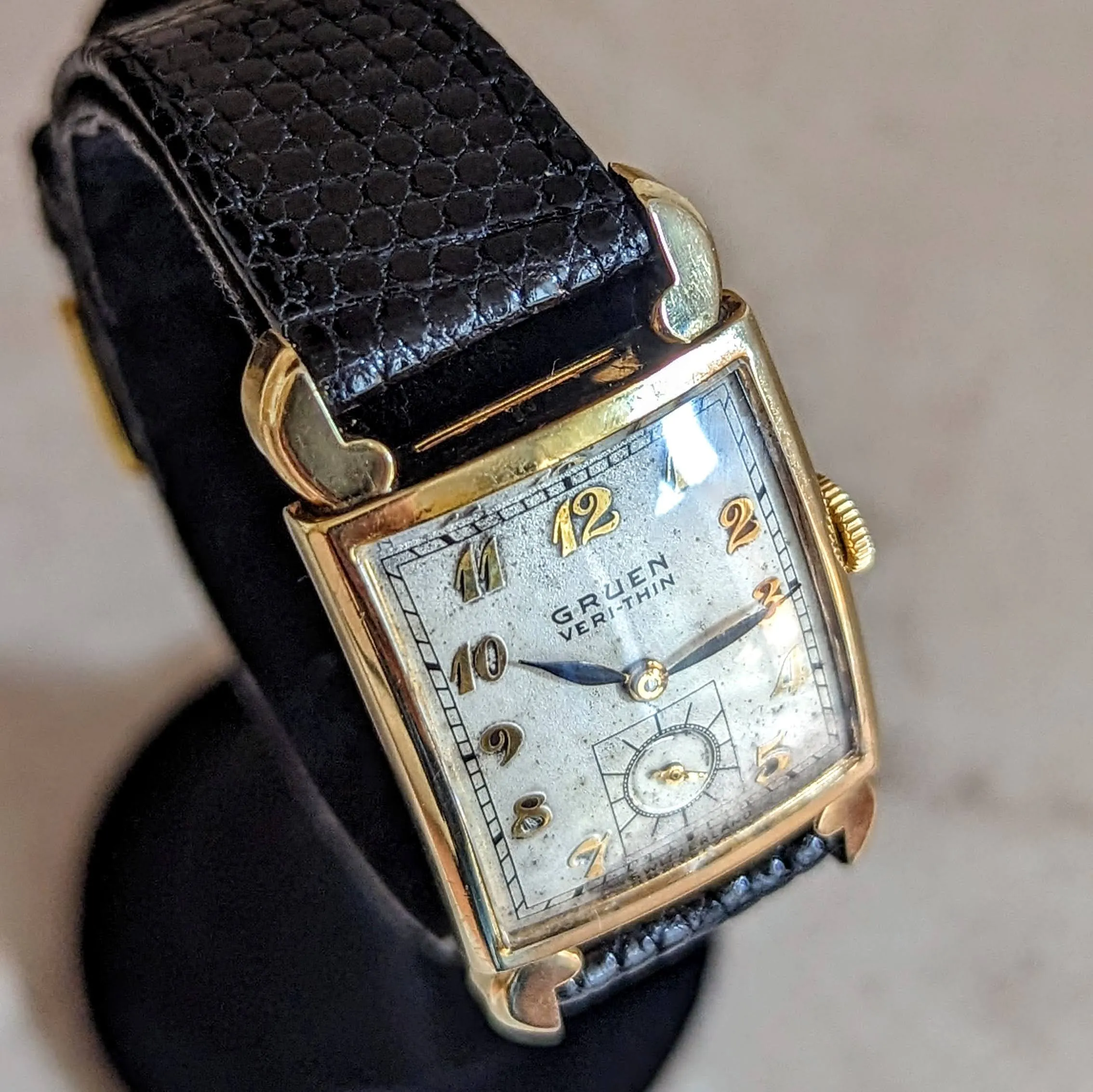 GRUEN Veri-Thin Wristwatch 17 Jewels Swiss Cal. 435 Vintage 1941 Watch
