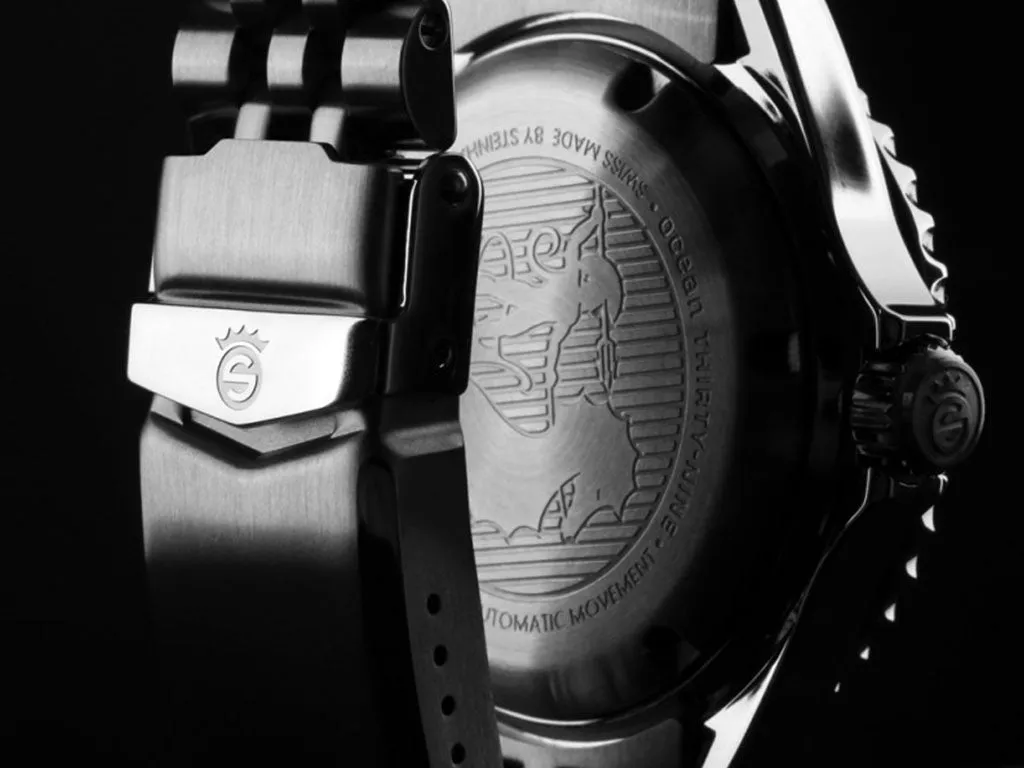 Ocean 39 GMT Black/Red Ceramic 2