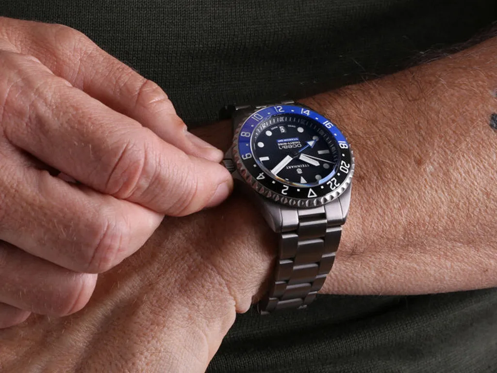 Ocean 39 GMT Titanium Premium Ceramic