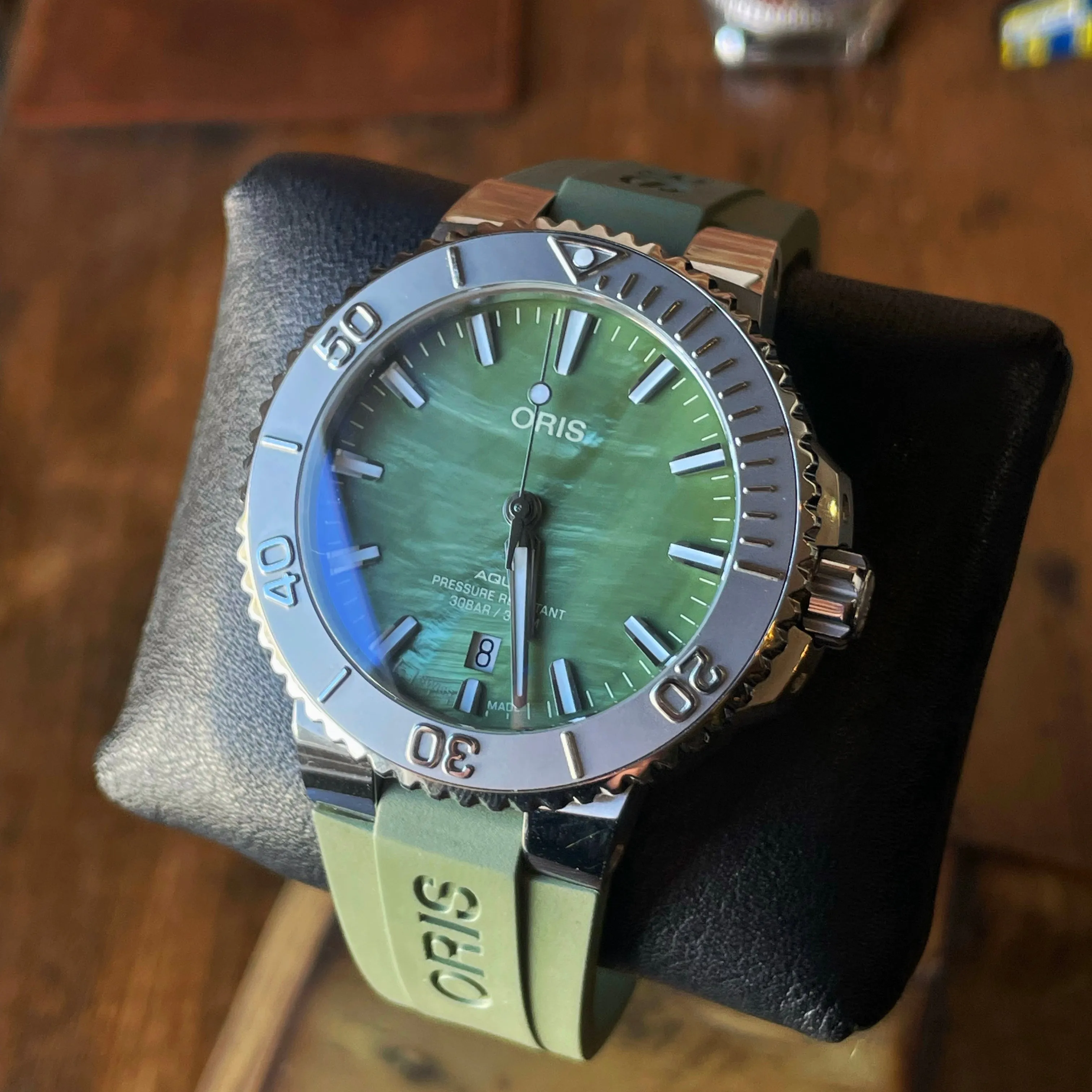 Oris - 2022 Aquis 'New York Harbor' Limited Edition