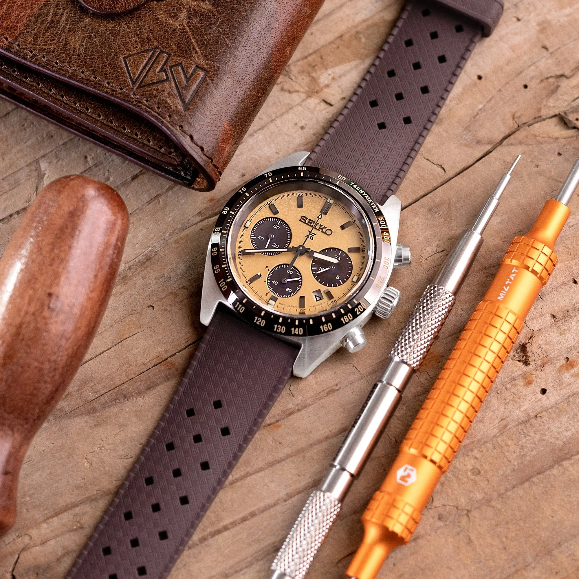 Quick Release Tropical-Style FKM rubber, Dark Brown