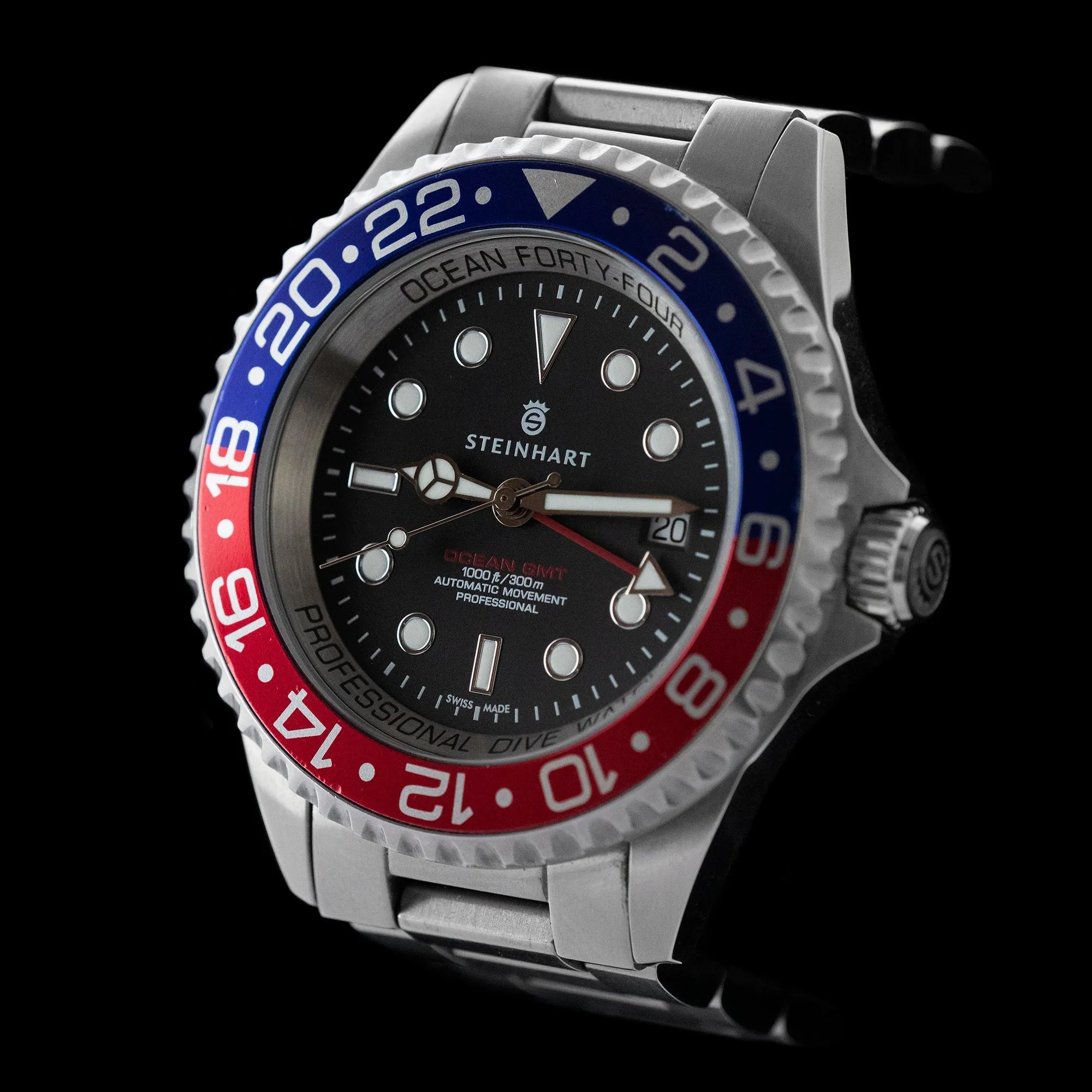 Steinhart - Ocean 44 GMT ‘Pepsi’