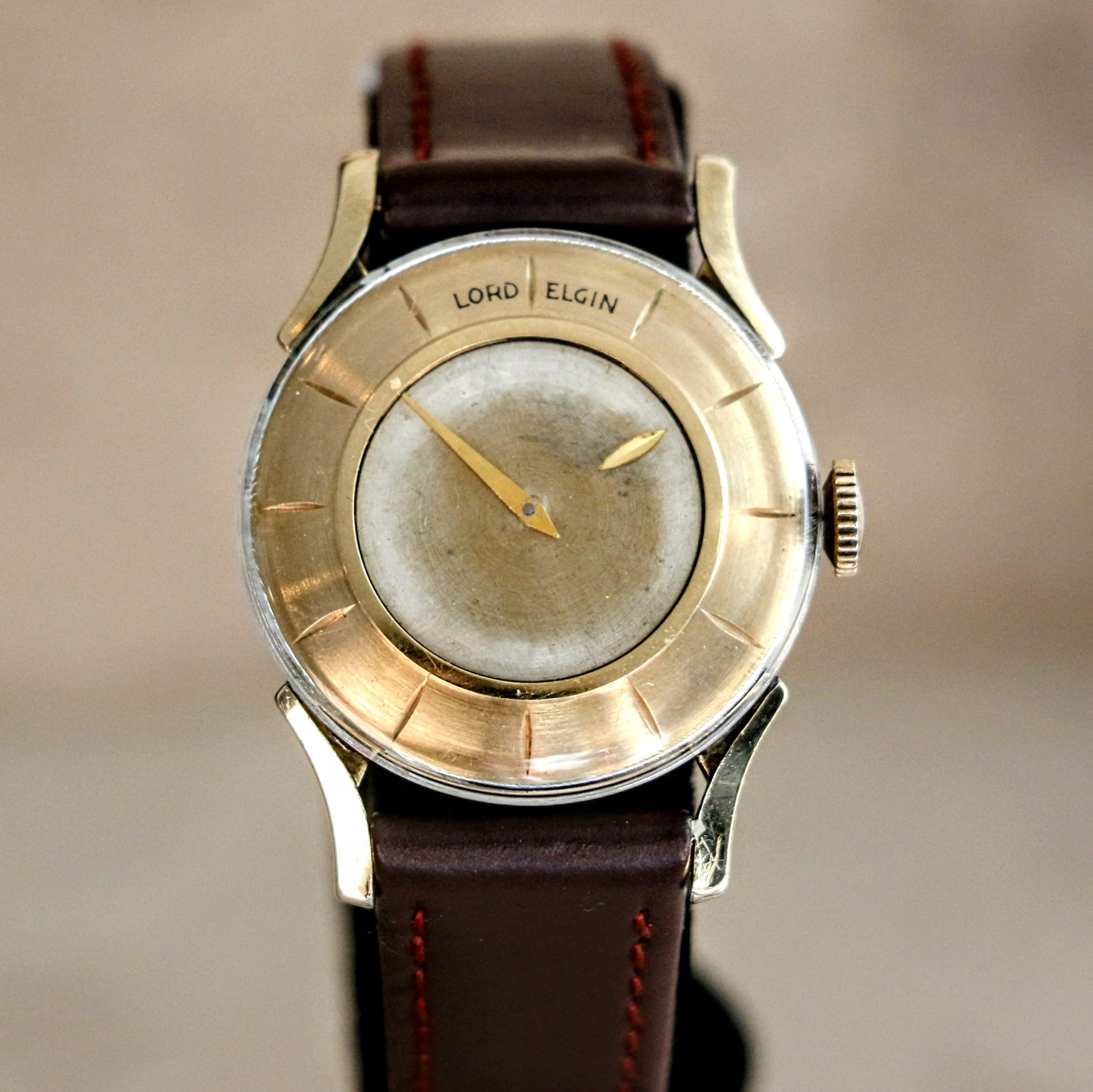 Vintage 1957 LORD ELGIN FUTURA Wristwatch Mystery Dial Grade 718 23J Watch