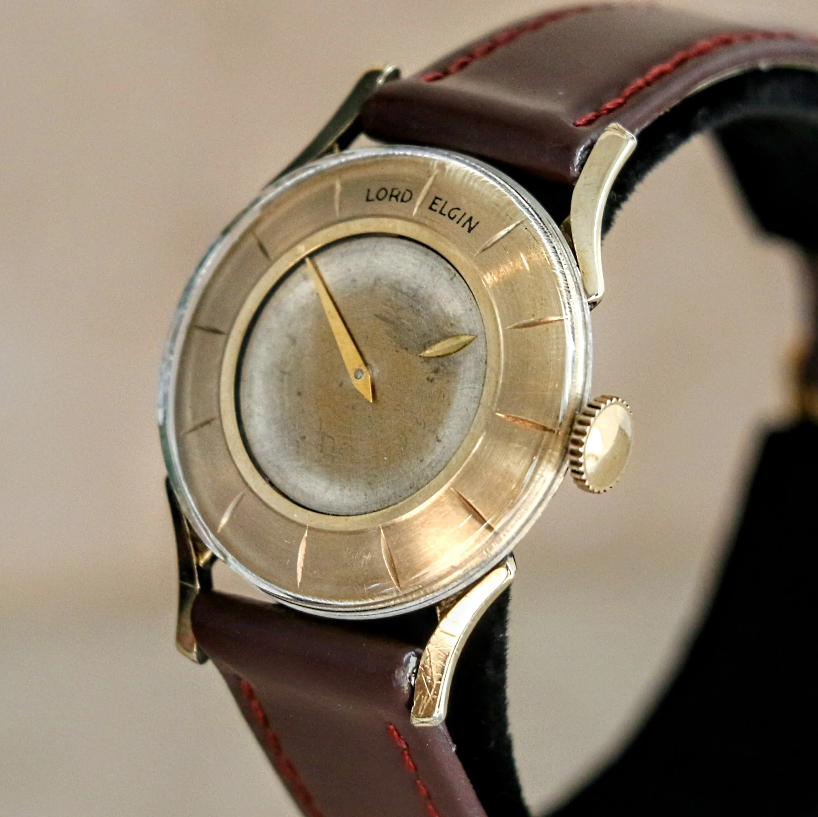 Vintage 1957 LORD ELGIN FUTURA Wristwatch Mystery Dial Grade 718 23J Watch