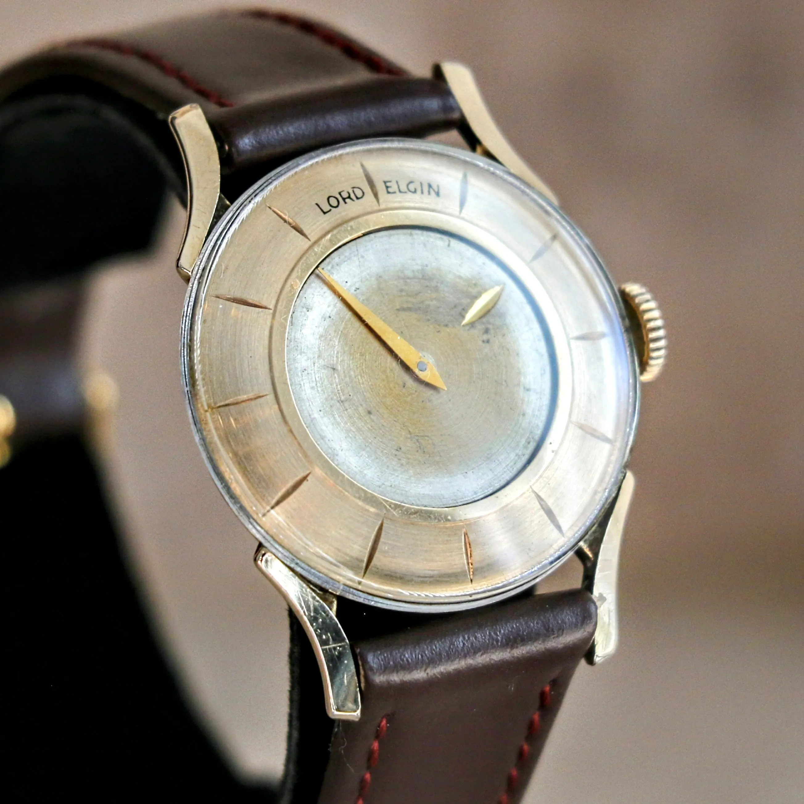 Vintage 1957 LORD ELGIN FUTURA Wristwatch Mystery Dial Grade 718 23J Watch