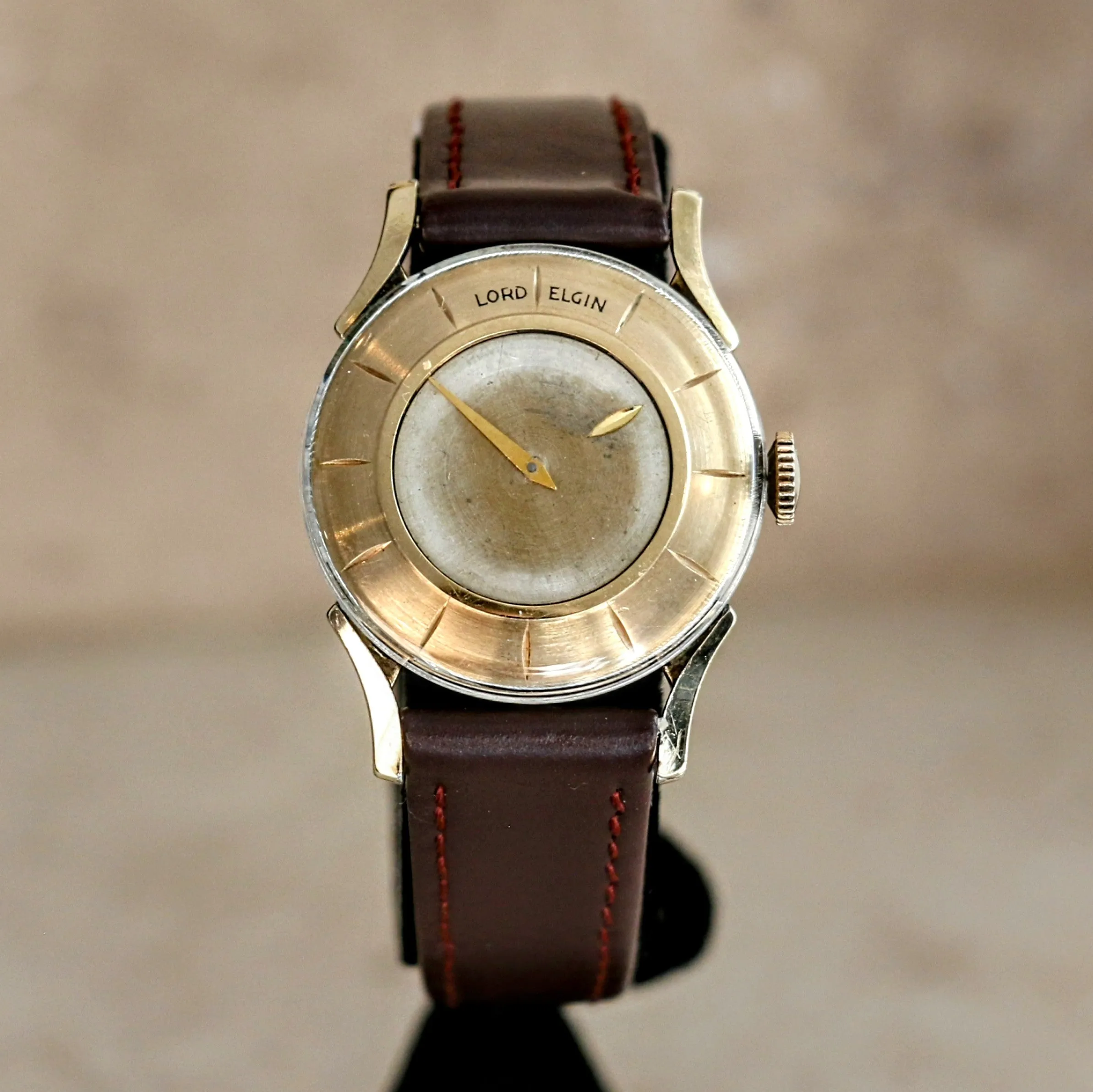 Vintage 1957 LORD ELGIN FUTURA Wristwatch Mystery Dial Grade 718 23J Watch