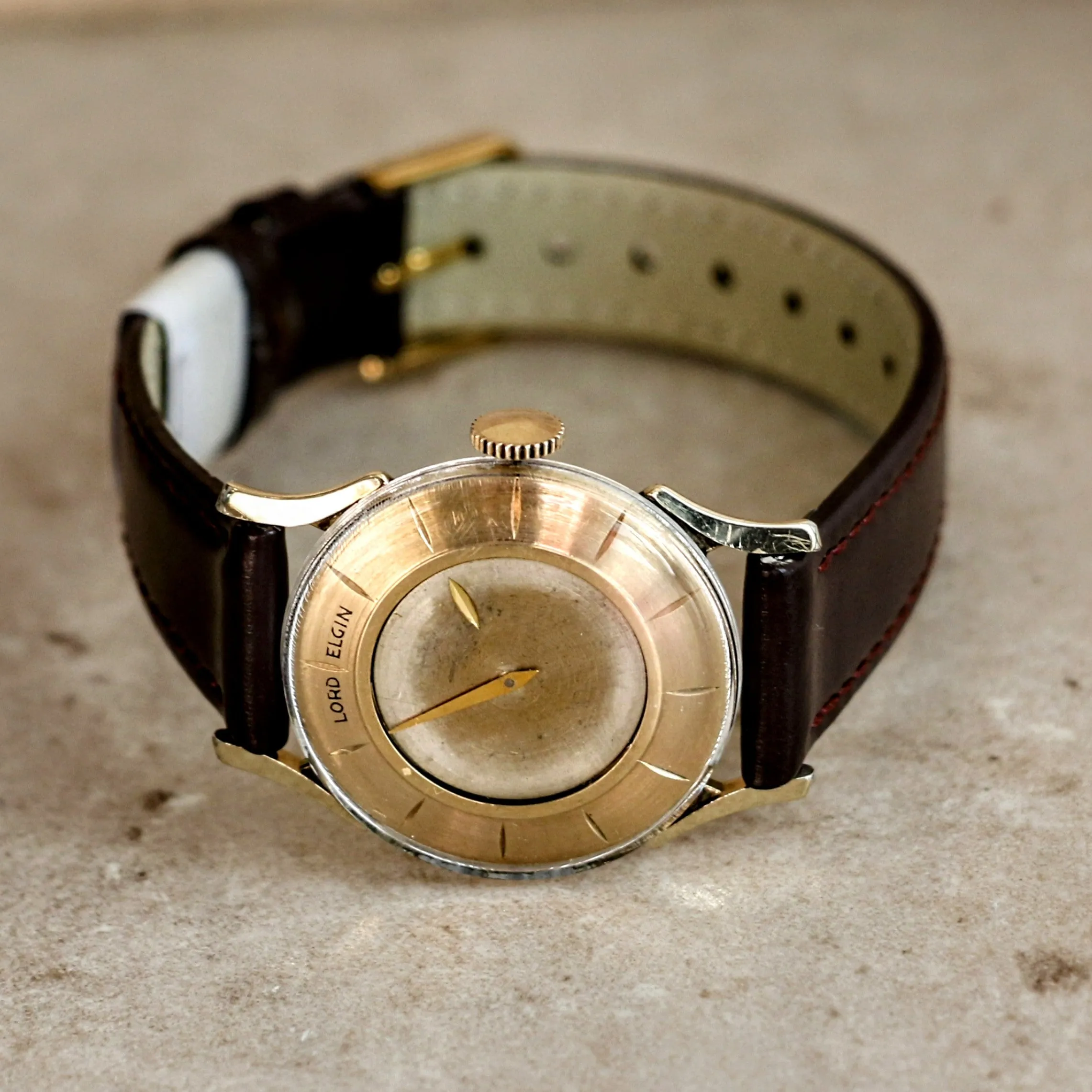 Vintage 1957 LORD ELGIN FUTURA Wristwatch Mystery Dial Grade 718 23J Watch
