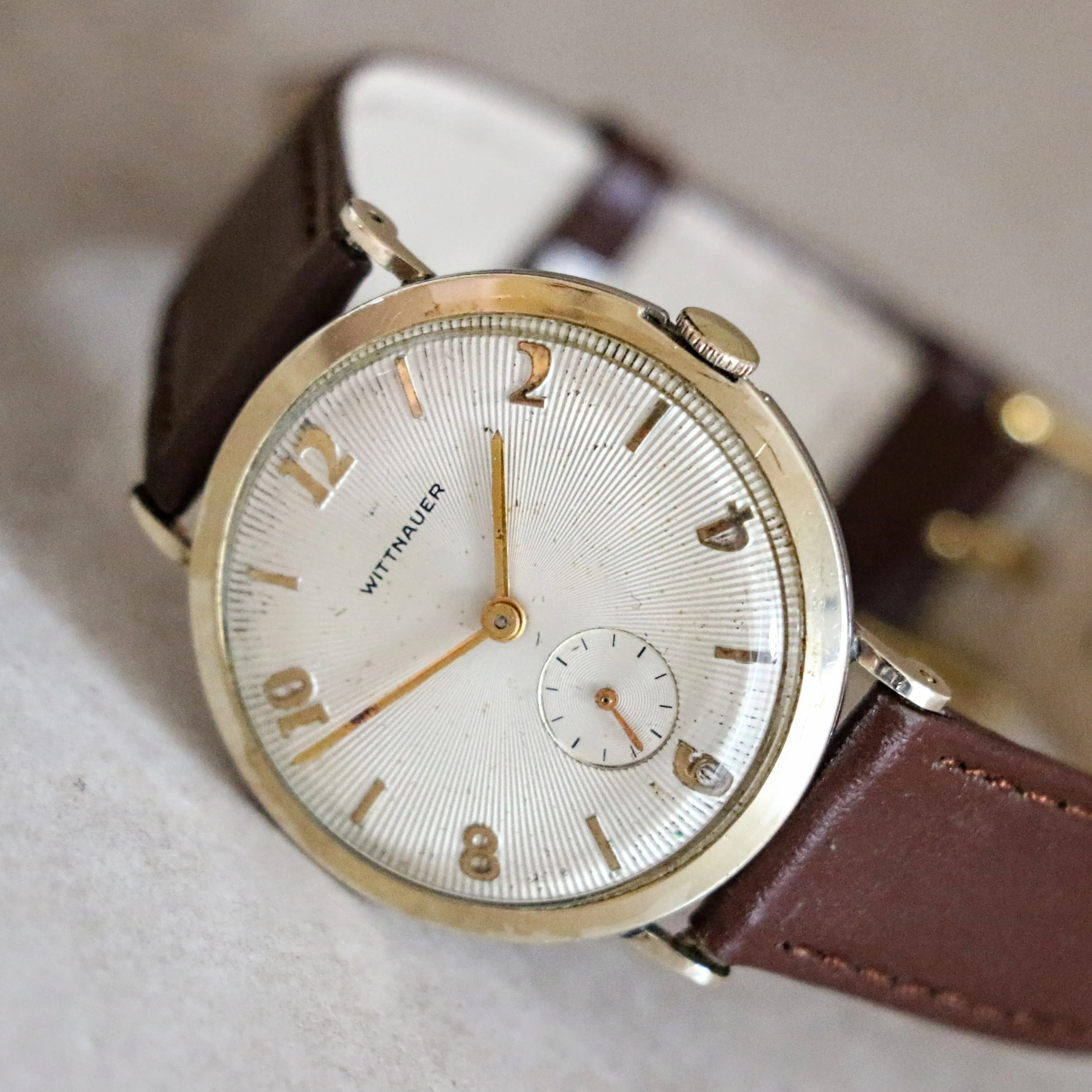 WITTNAUER Mechanical Watch 33mm Vintage 10K GF Wristwatch Round Case